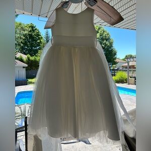Girls Flower Girl Dress Tulle Size 4